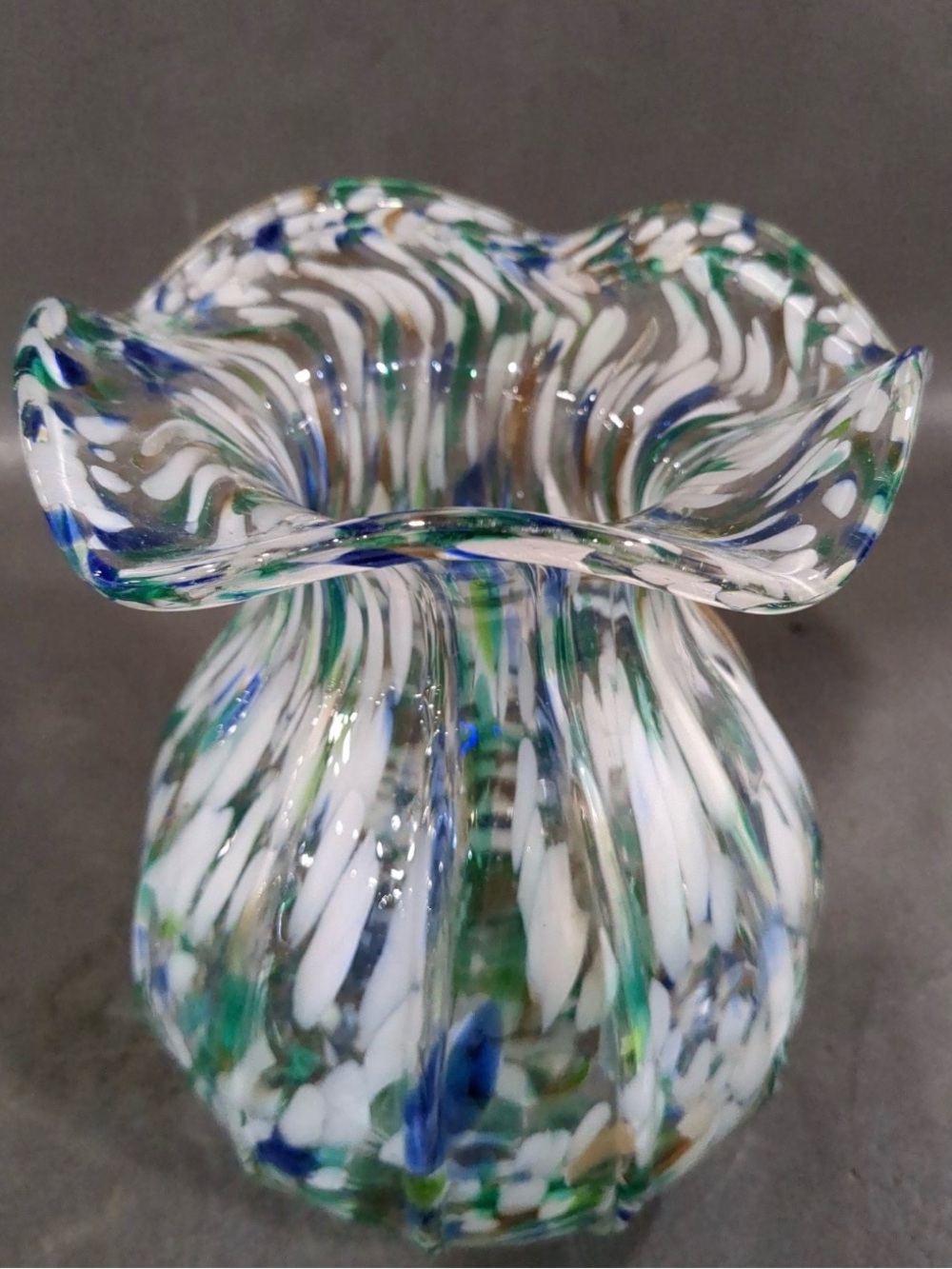 Murano Italy Confetti Ruffled Art Glass Hand Blown Mid Century Vase NWOT - Picture 2 of 7